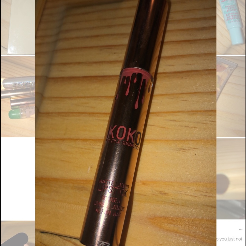 Lipgloss/lipstick bundle